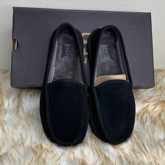 UGG Australia DEX Slippers Black 1103901  Suede Slippers Loafer - Picture 4 of 14